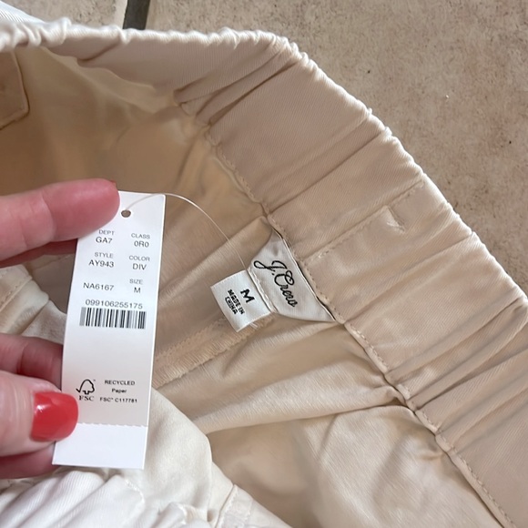 Chic Cream Chinos-  needs to be ironed, but in excellent condition with tags - Picture 6 of 6